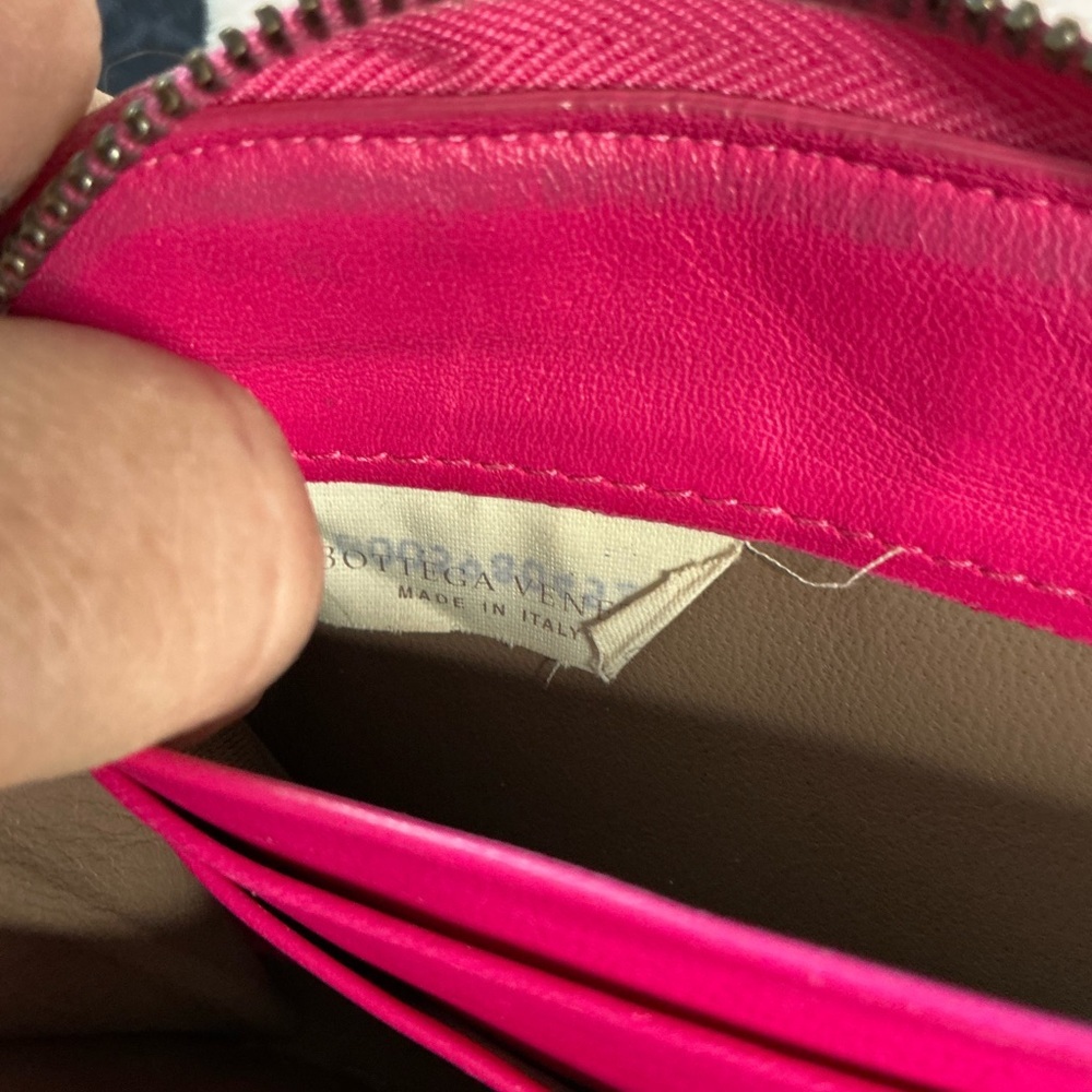 Bottega Veneta Red Intreccitto Zip Wallet - Picture 13 of 14